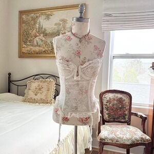 90s white lace corset top Jezebel size 38B